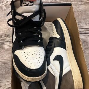 Nike Air Jordan 1 Retro mocha  OG ☕️ Taupe Sneakers